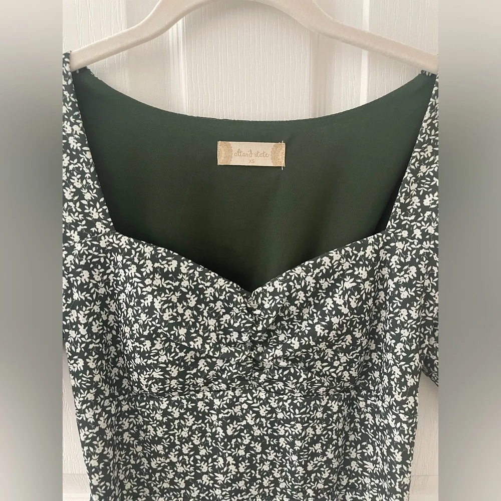 Green Floral Dress - Picture 2 of 4